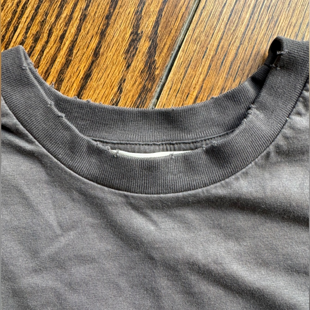 Elwood Men’s Oversize Cropped Core Tee - Picture 2 of 9
